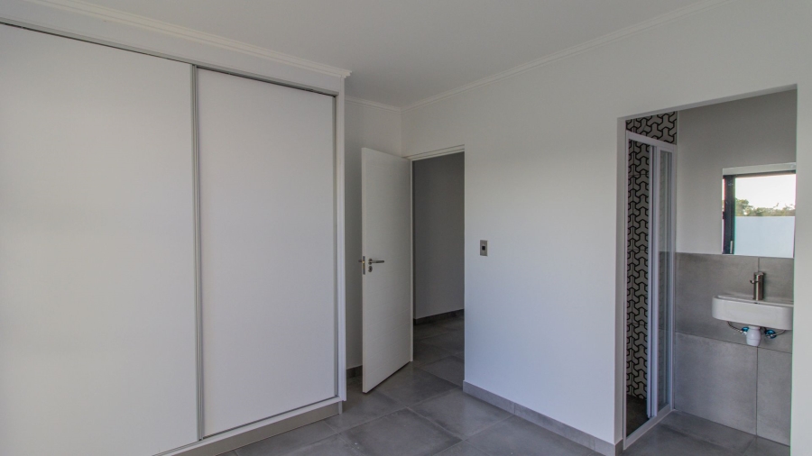 4 Bedroom Property for Sale in Shelley Point Western Cape
